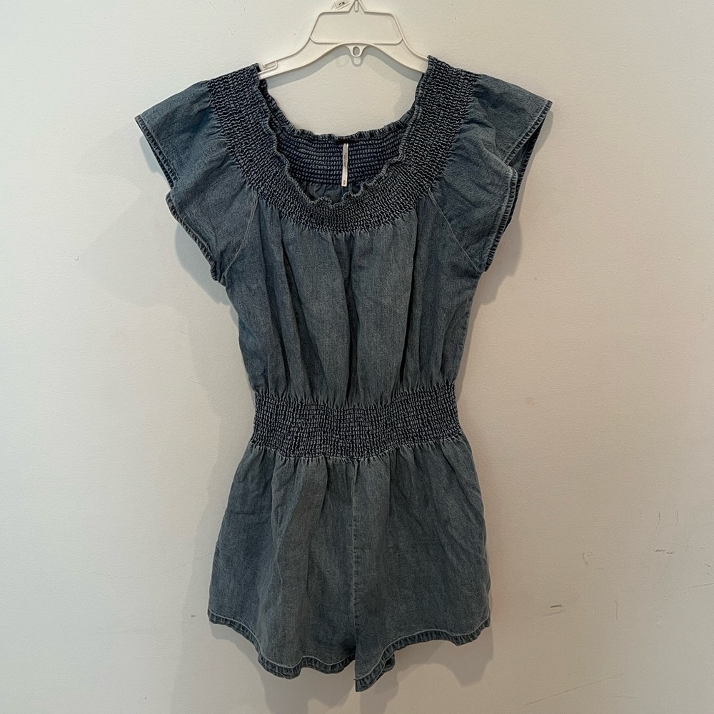 Free People - Chambray Romper. Size M.